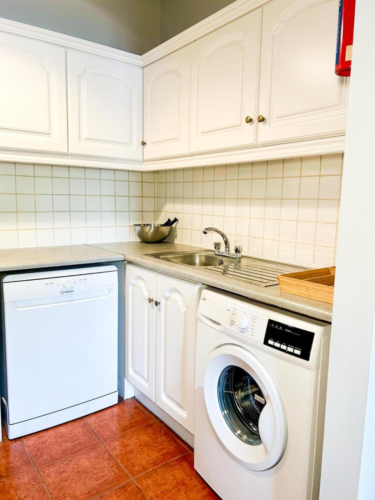 Apartamento Nem House Galway Exterior foto